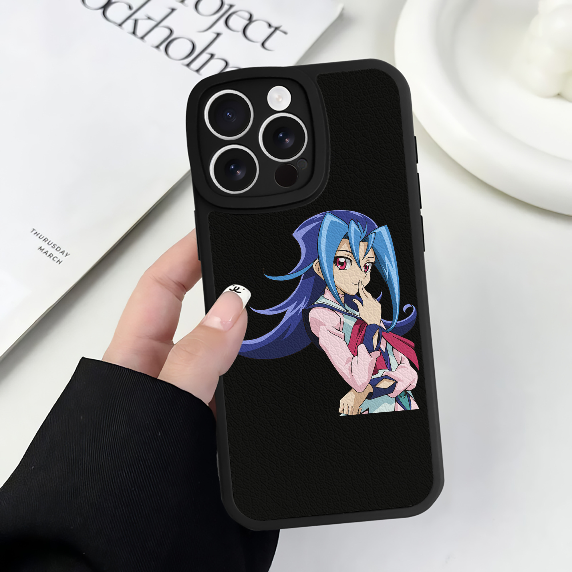遊☆戯☆王 Yu-Gi-Oh! 【iPhone 16シリーズ対応】シリコンスマホケース（レザー調） 材質：シリコン